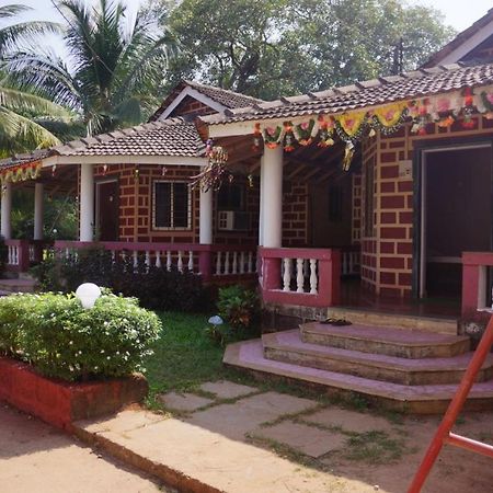 Yash Garden Residency Hotel Ganpatipule Exterior photo