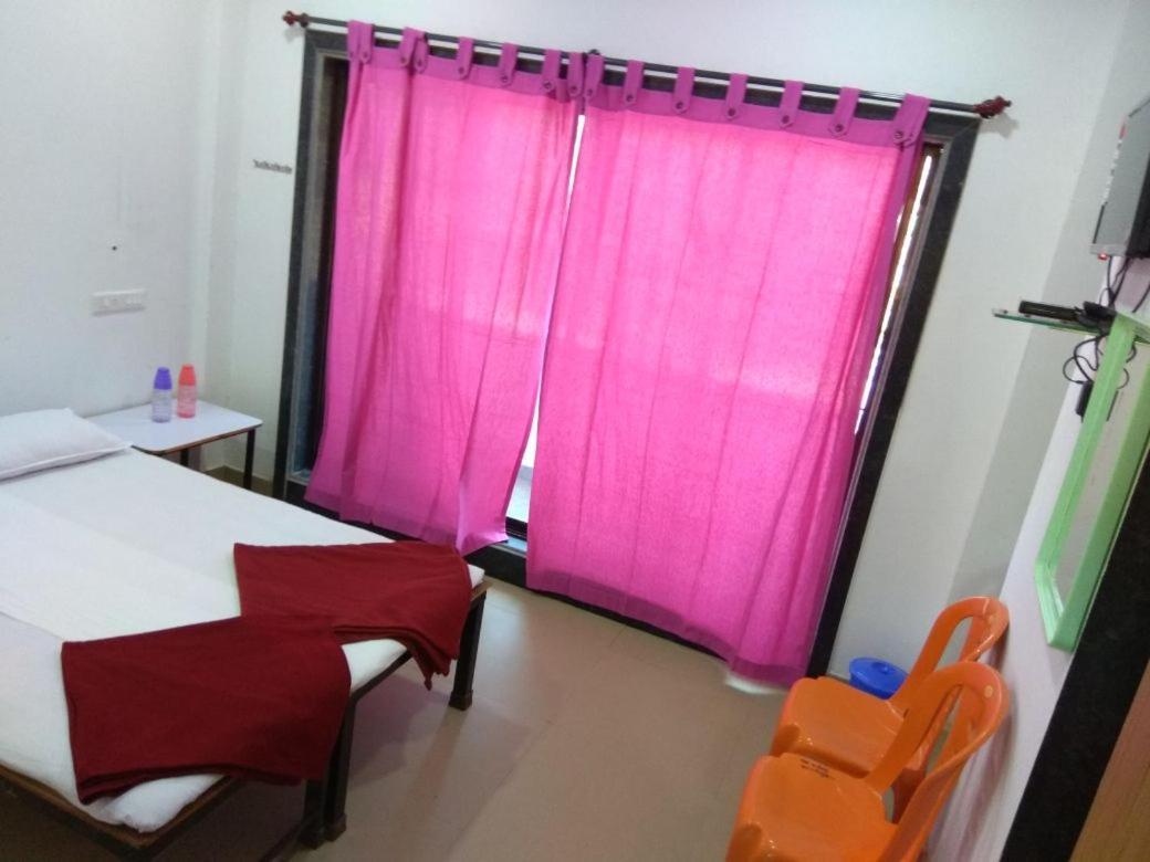 Yash Garden Residency Hotel Ganpatipule Exterior photo