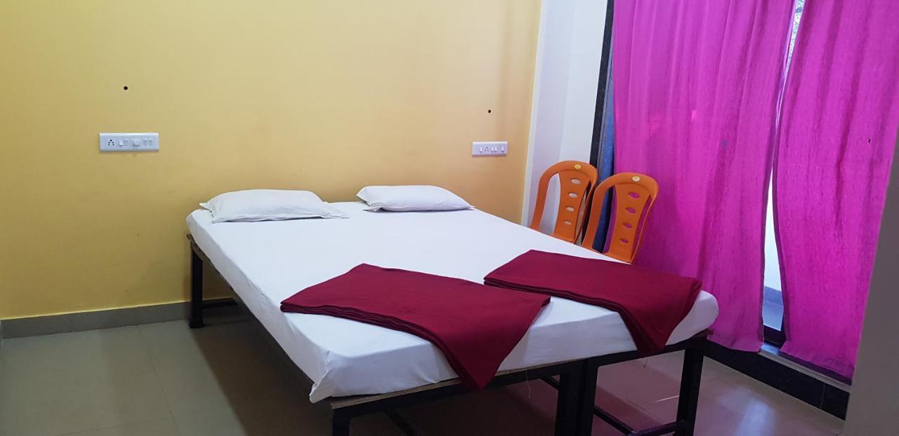 Yash Garden Residency Hotel Ganpatipule Exterior photo